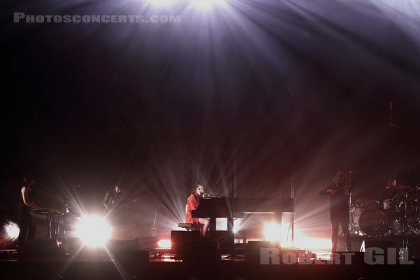 BIRDY - 2016-05-04 - PARIS - Olympia - 